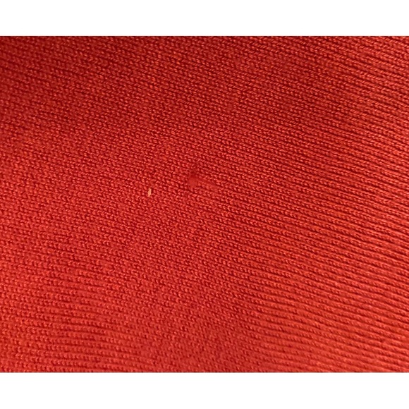 Zara Man Ultra soft cotton V-neck in brilliant tomato, ribbed cuffs/hem - Picture 6 of 9